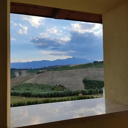 Terra Dei Falchi Gospodarstwo agroturystyczne *