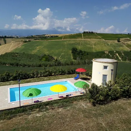 Terra Dei Falchi Gospodarstwo agroturystyczne *